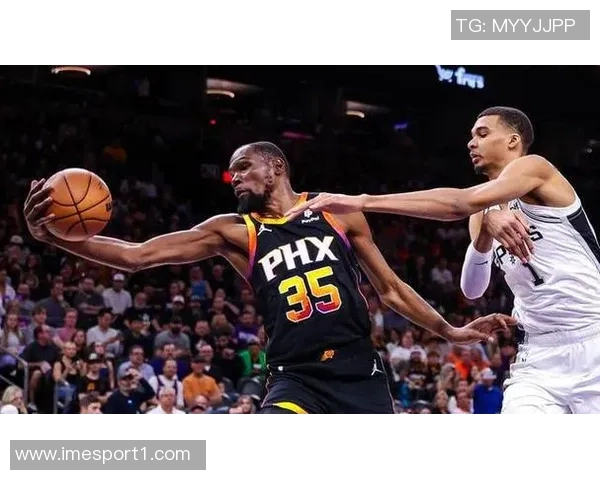 双煞联手发威巴恩斯高效23分凯尔登贡献18分7篮板助球队逆转胜利