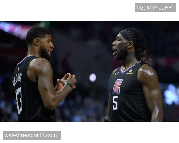 快船队的挑战与内讧：顺风球下的脆弱与争执分析